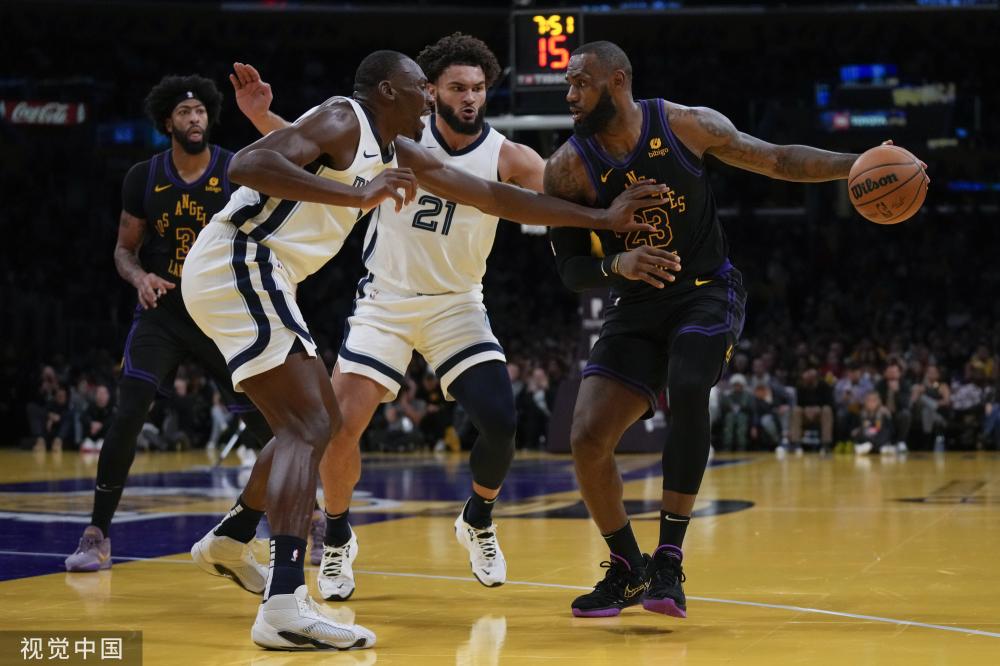 在历史交锋 在历史交锋