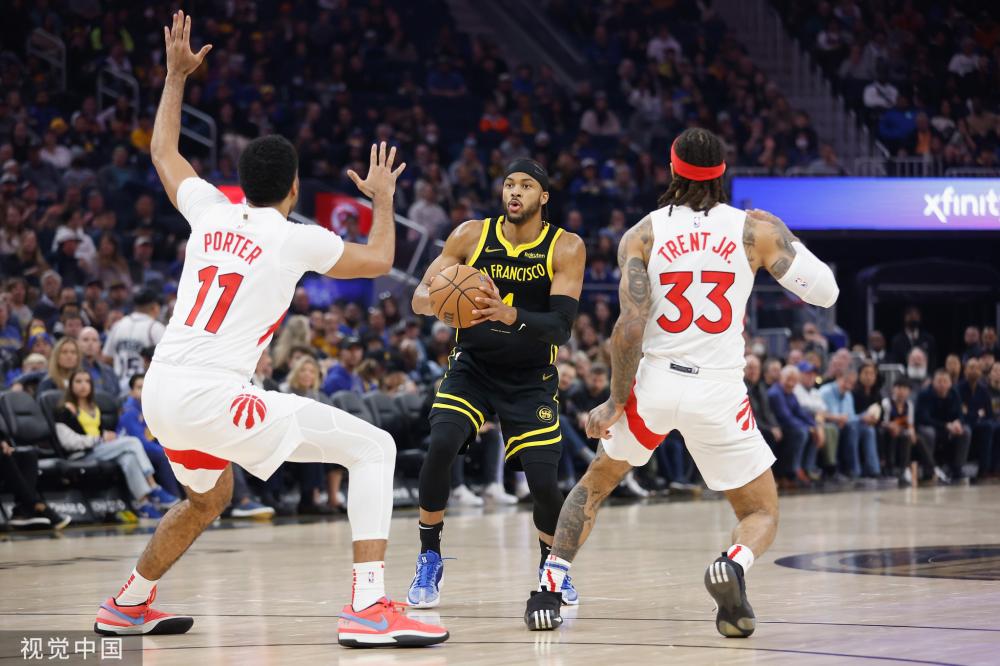 着球队的竞 着球队的竞