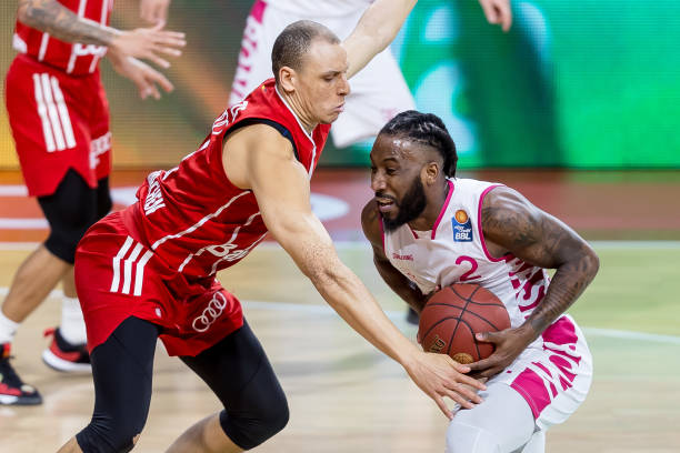 后与家人团 后与家人团