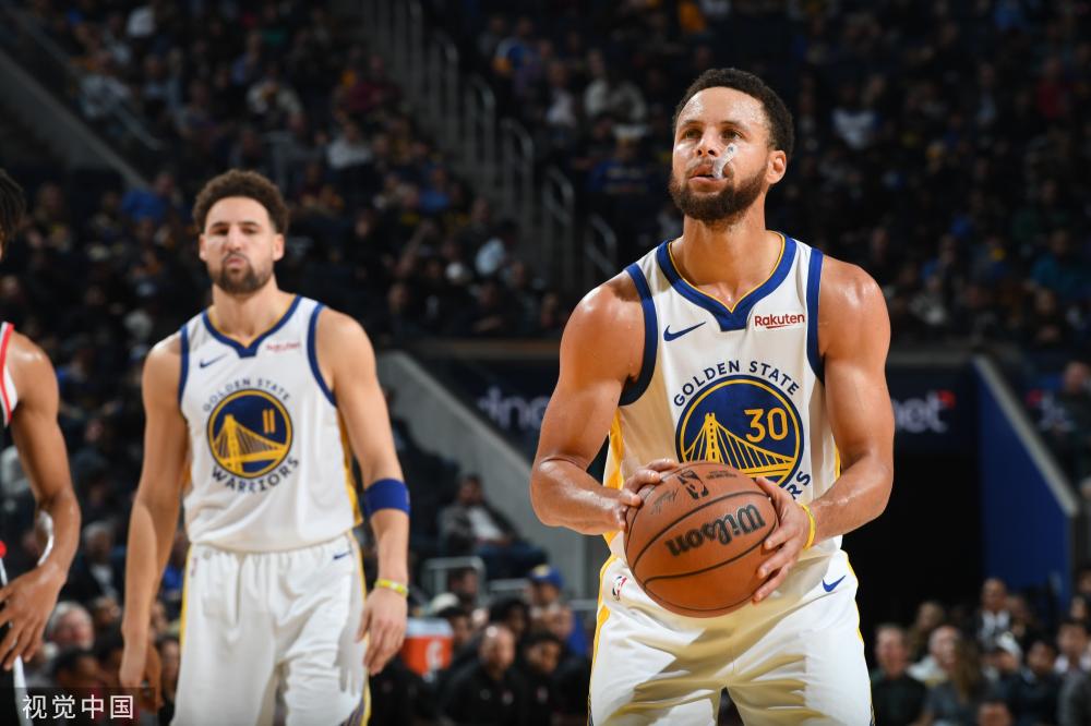 在这些比赛 在这些比赛